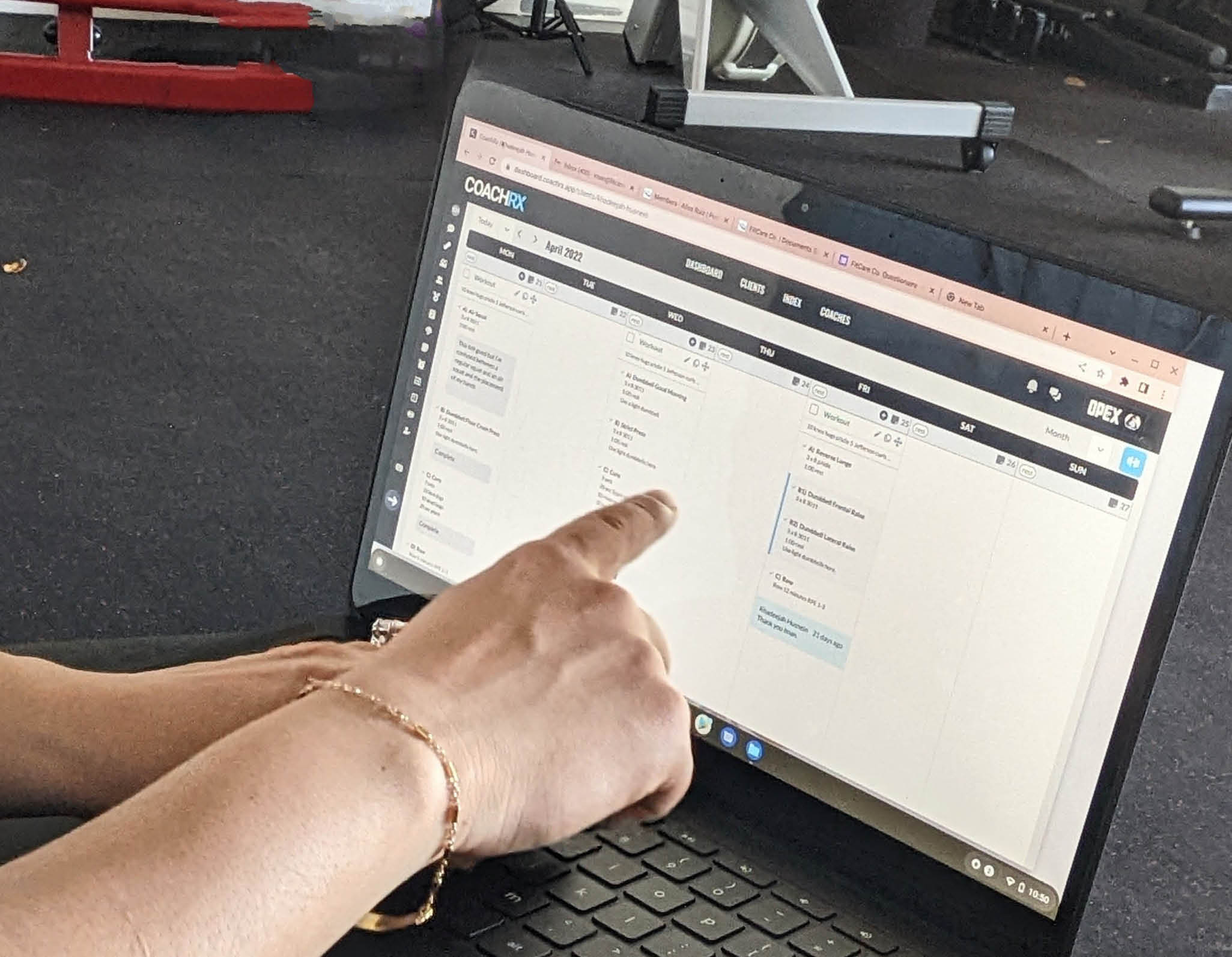 FitCare Co_Remote_03